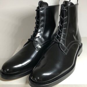 Black Lace-Up Boot In Italian Leather 8M 38 NEW Lafayette 148